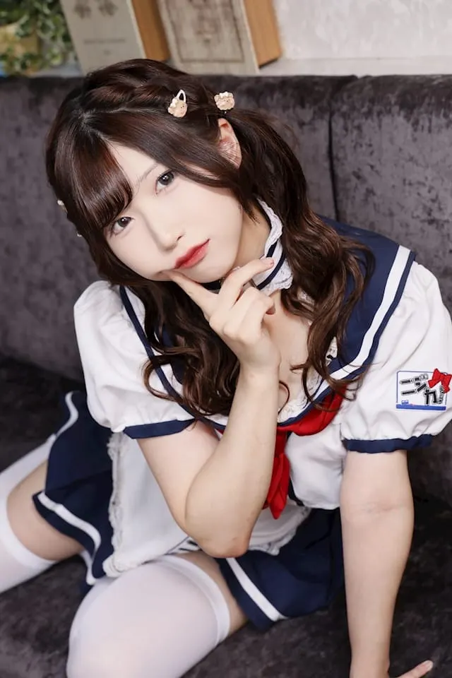 二次元カノジョのキャスト、雫さん